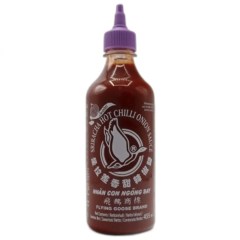 Sauce Piquante Sriracha Oignons 455ml FLYING GOOSE.jpg